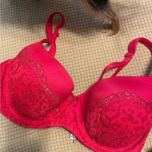 Victoria's Secret Vibrant Red Lace Bra